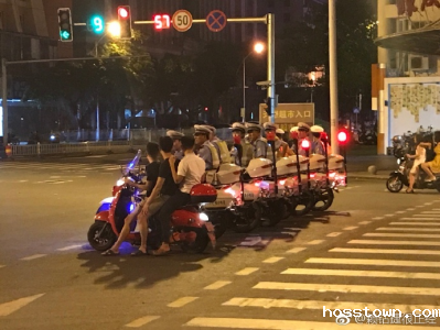 &ldquo;警叔叔陪你一起等红绿灯&rdquo;&ldquo;不敢动？&rdquo;-taptap点点官网入口艺术涂料江苏动起来